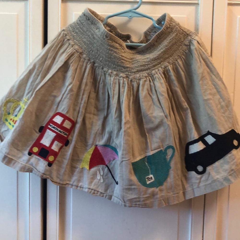 Mini Boden London embroidered skirt